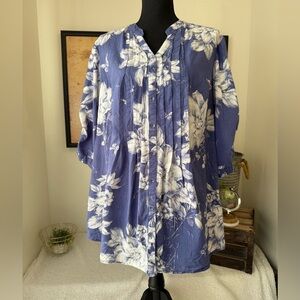 Denim 24/7 floral lightweight blouse